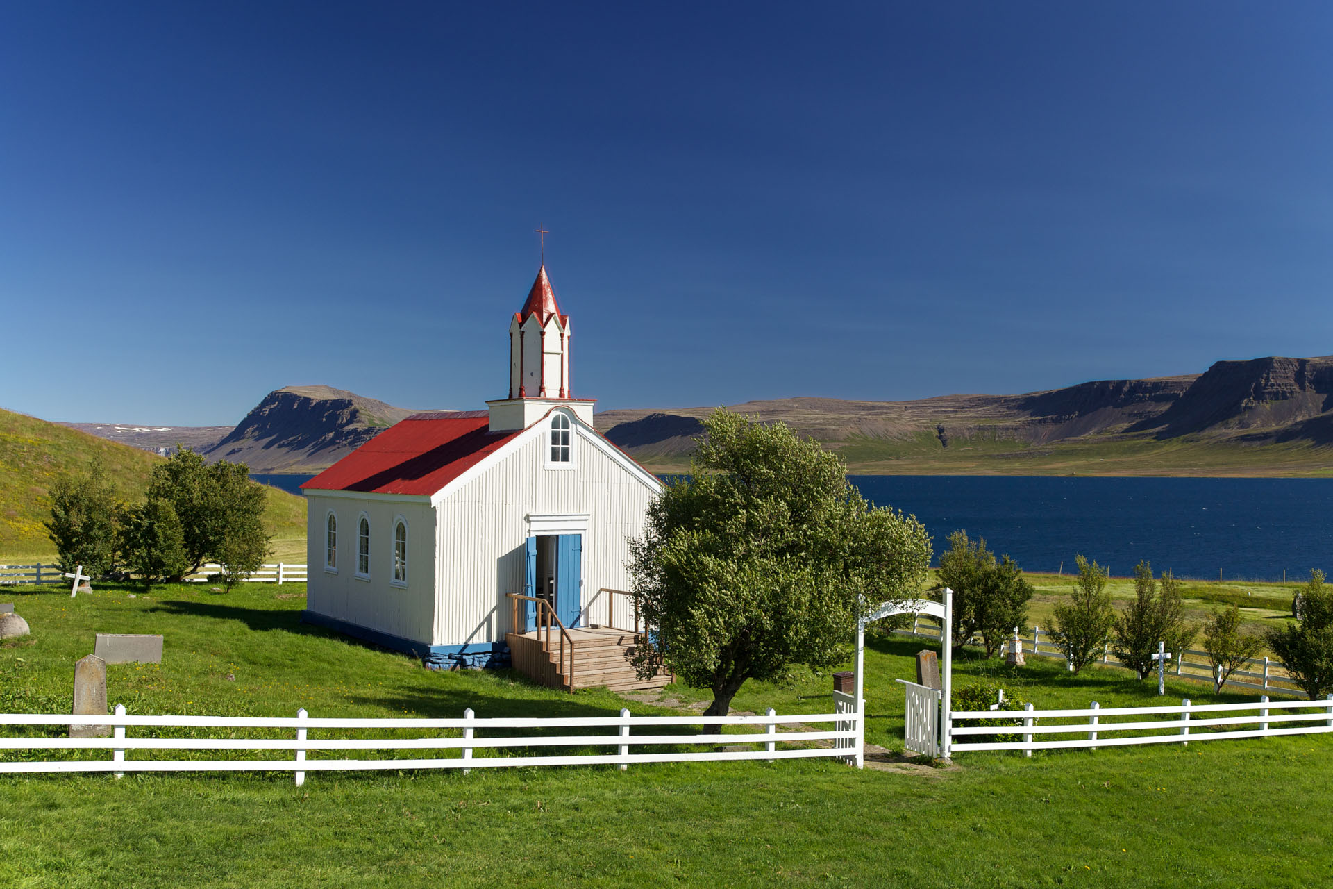 Chiesetta negli Westfjords - Islanda
