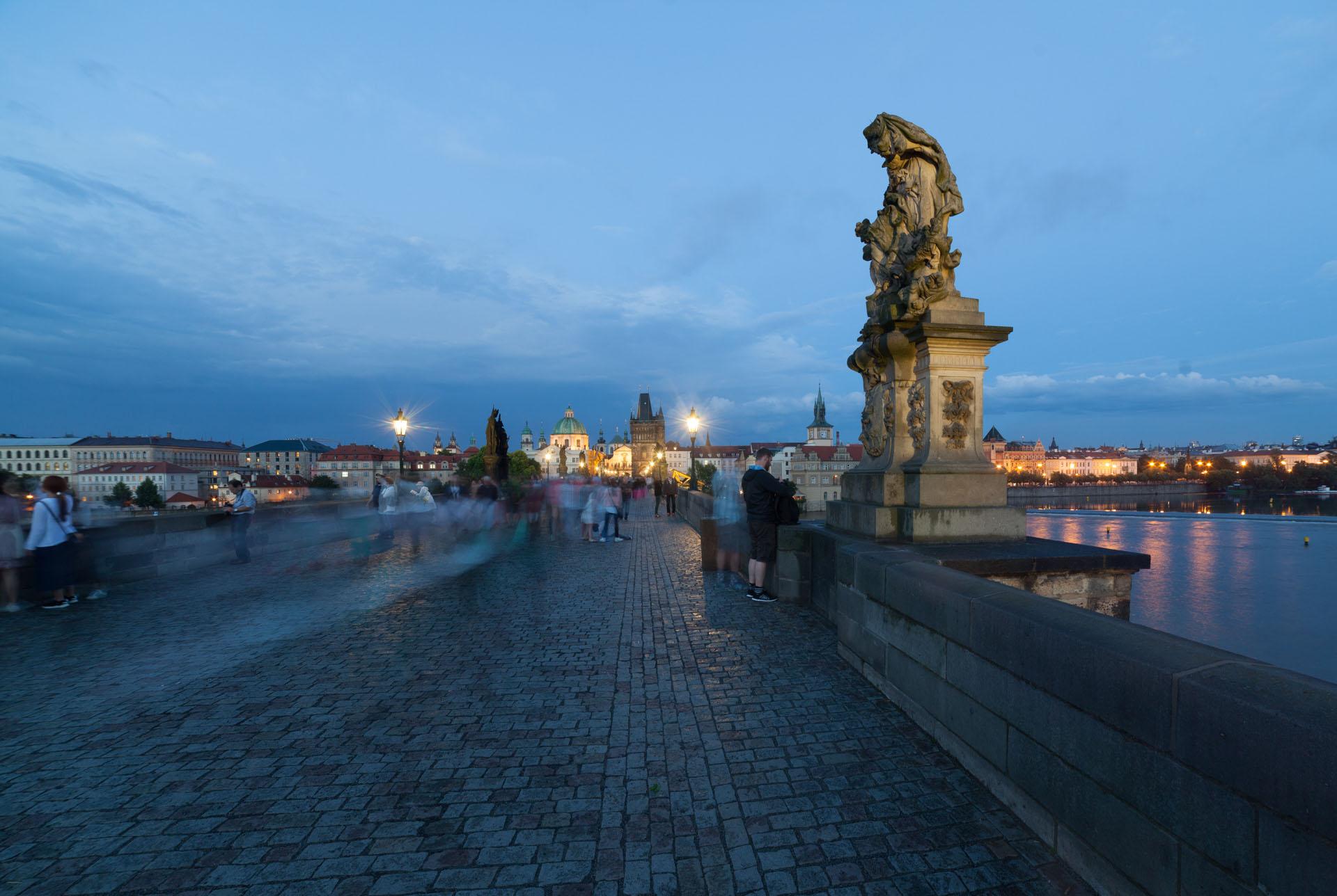 Vista sul Ponte Carlo Praga
