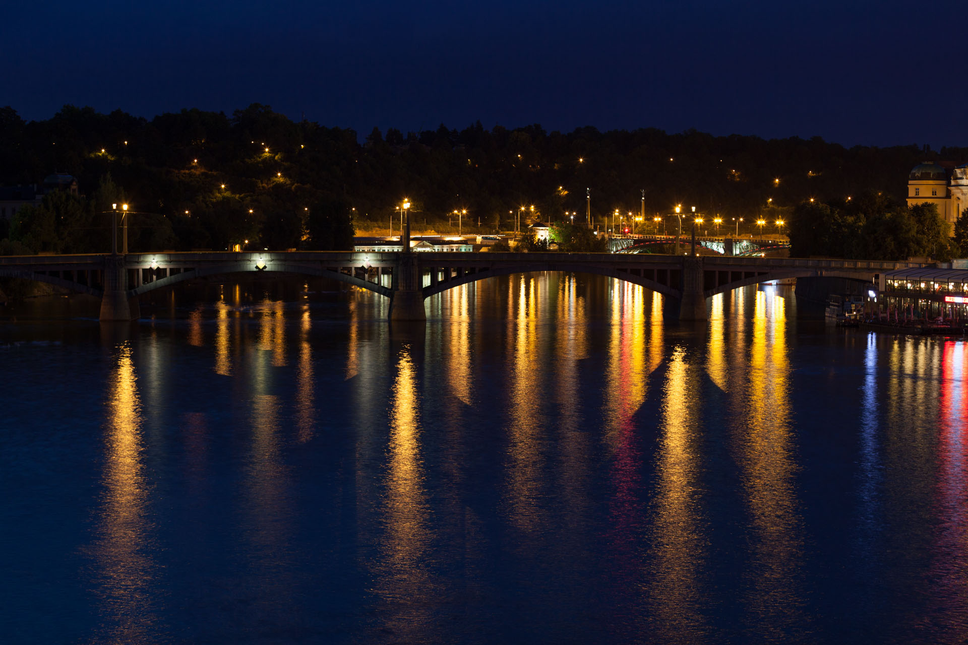 Vista notturna da Ponte Carlo - Praga