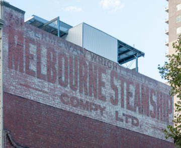 Melbourne - Insegna di azienda dipinta sul muro di mattoni