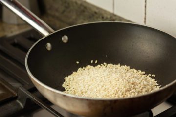 Biscottatura riso per cottura risotto