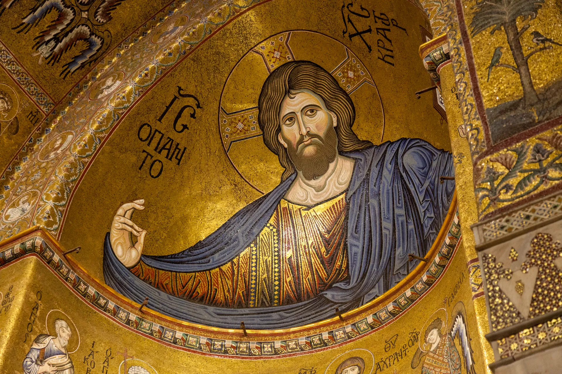 Mosaico del Cristo Pantocratore nel Duomo di Monreale