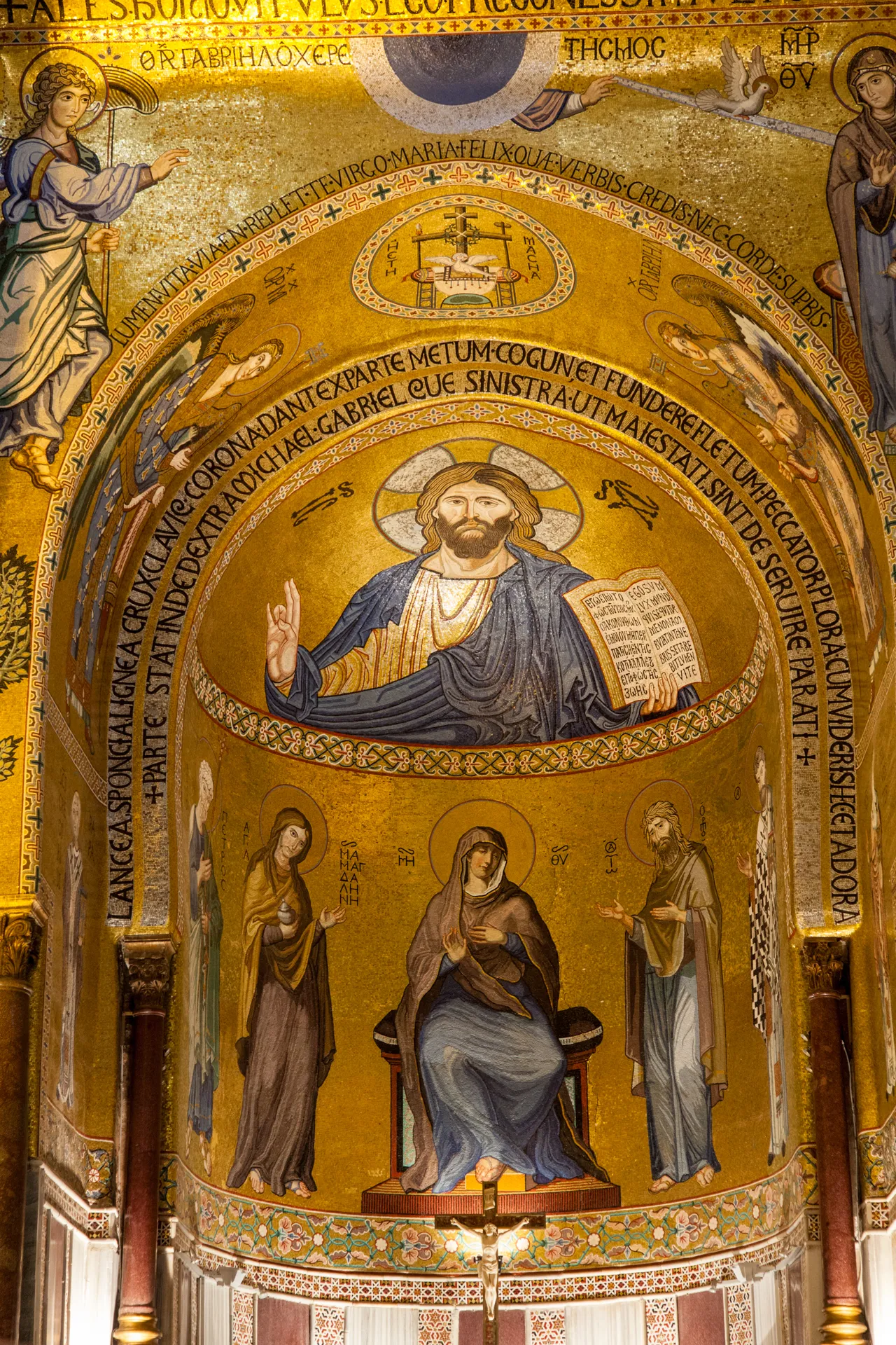 Mosaico dell’Annunciazione e Cristo benedicente nella Cappella Palatina