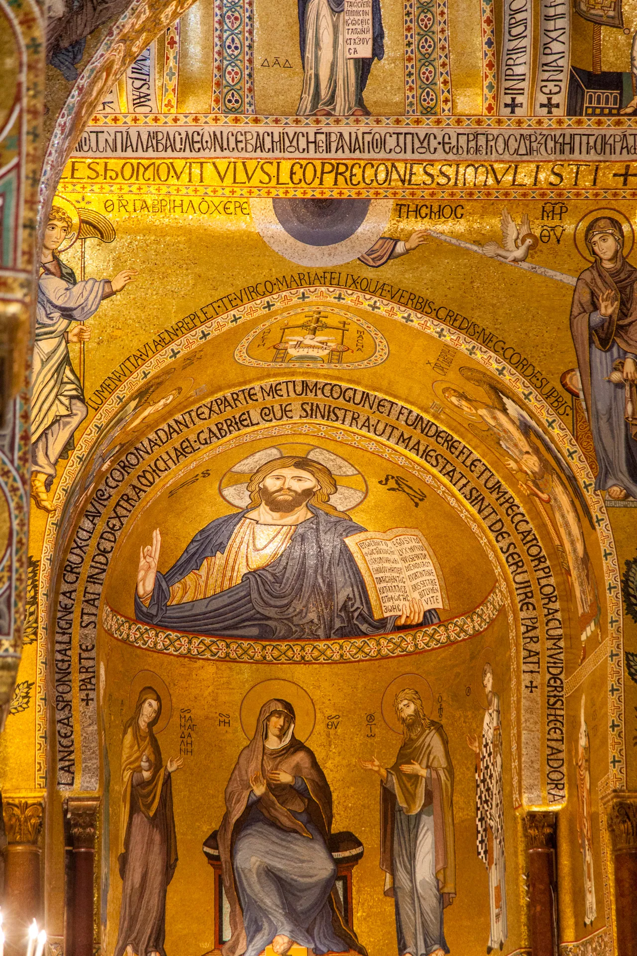 Mosaico bizantino con Cristo Pantocratore e la Vergine nella Cappella Palatina