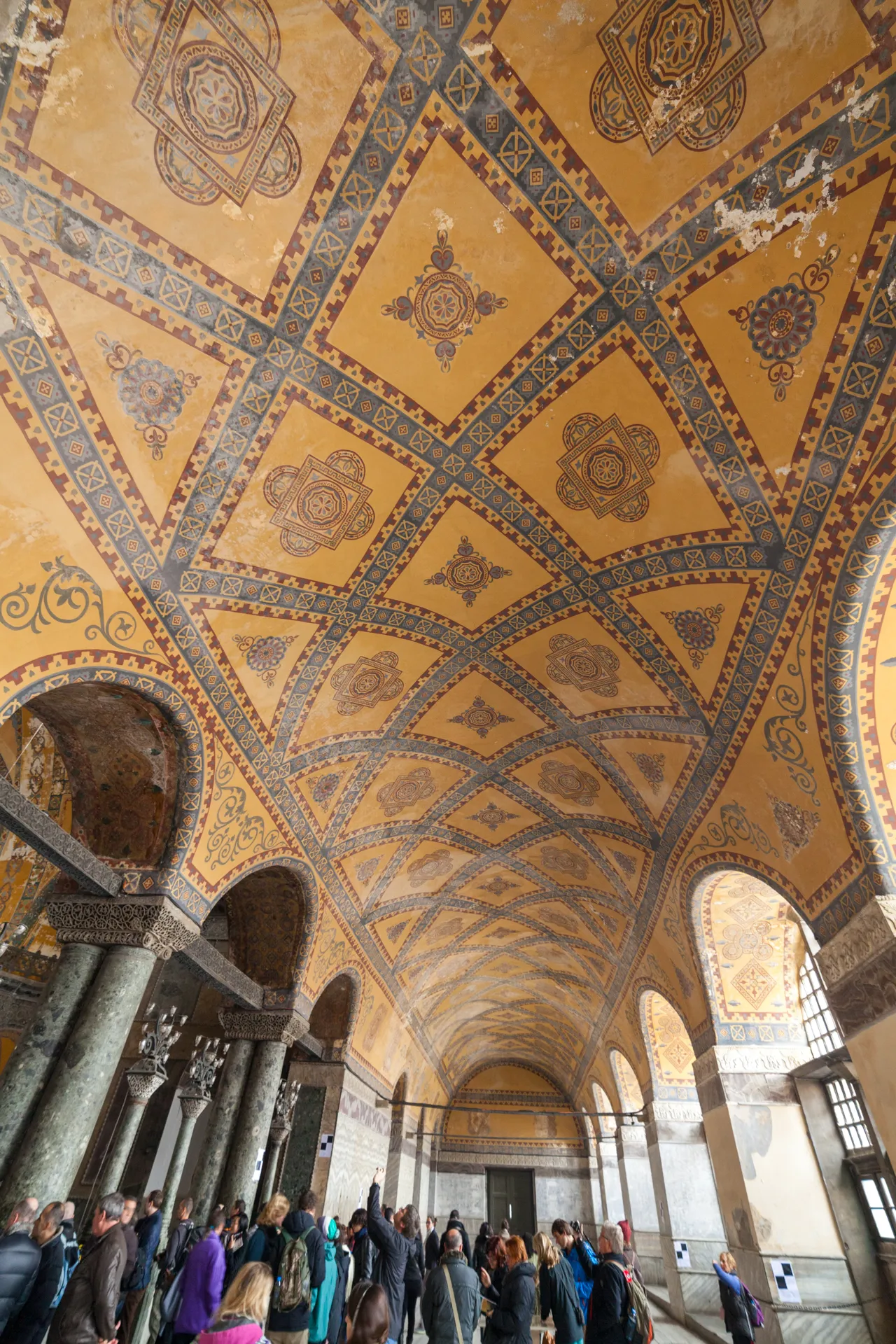 Colonne marmoree e capitelli decorati della Hagia Sophia