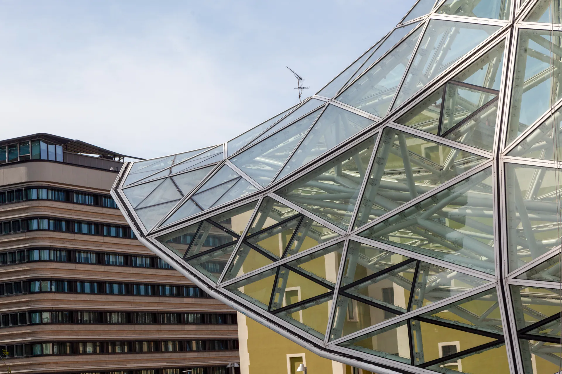 Dettaglio architettonico contemporaneo, Piazza Gae Aulenti